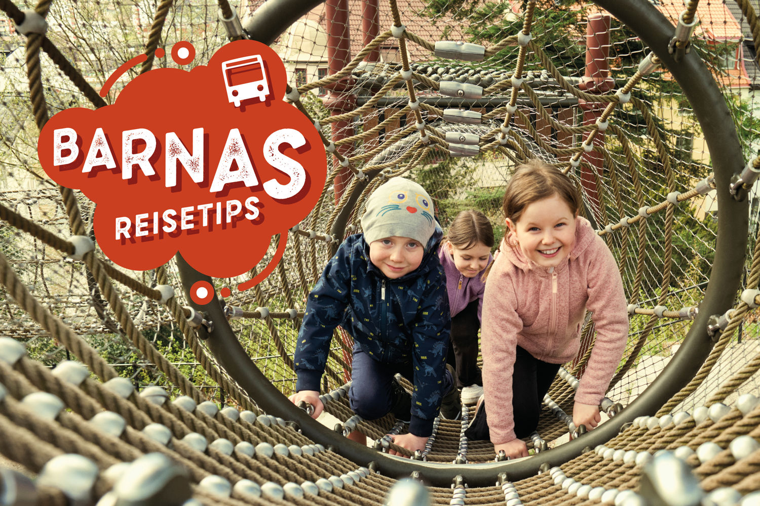 Barn i lekestativ med teksten "Barnas reisetips"